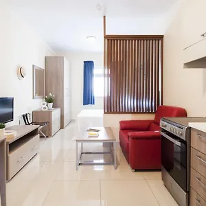 Apartahotel Blubay By St, Gzira